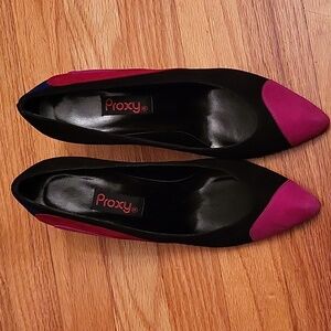 Ladies Proxy Suede Pumps